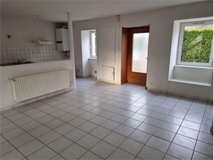 t3 à la location -   70240  CALMOUTIER, surface 70 m2 location t3 - UBI474387896